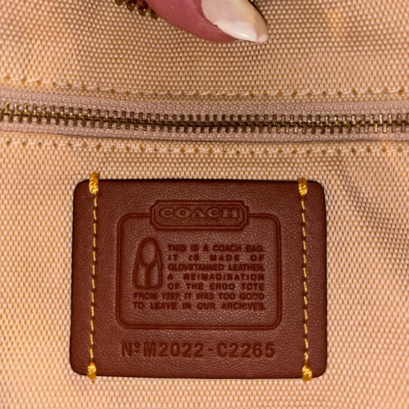 Coach Tan Leather Shoulder Bag - Picture 9 of 11